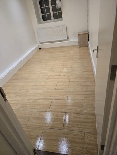 **3-Bedroom Flat – 2 Bedrooms Available to Rent** Main Photo