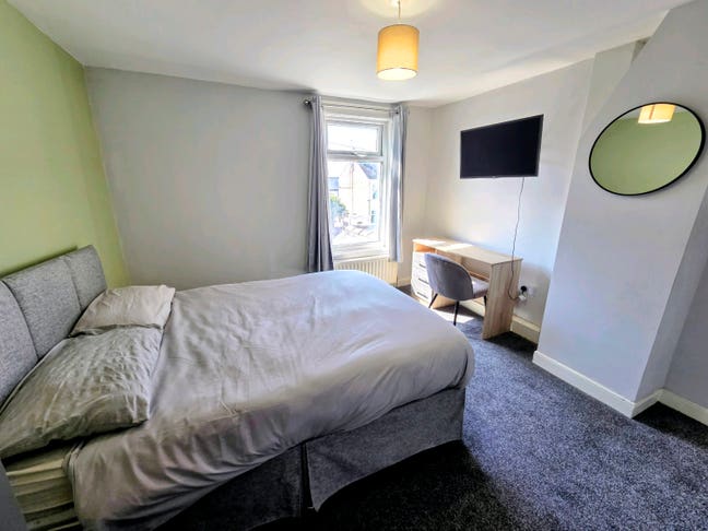 Double Room - Barrow Town Centre Available Now  Main Photo