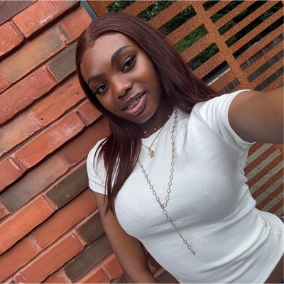 Student Female seeks a single or double room Main Photo