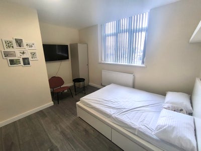 6 Studios - &pound;650 Main Photo