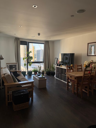 Luxury double room in modern 2-bed  apartment Main Photo