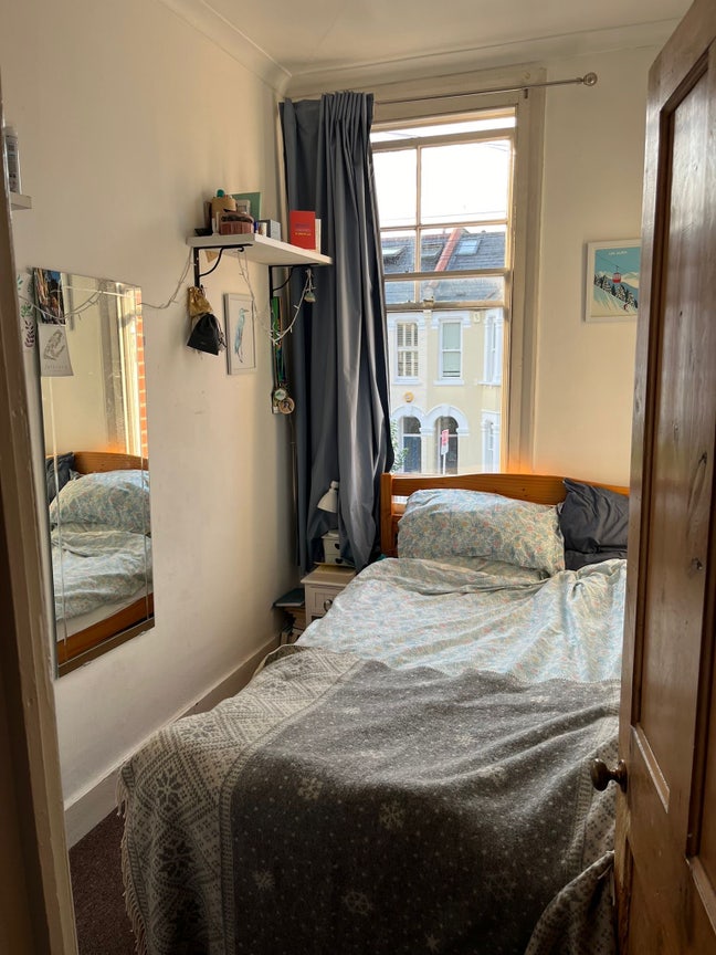⭐️ Balham Room Coming Available ⭐️ Main Photo