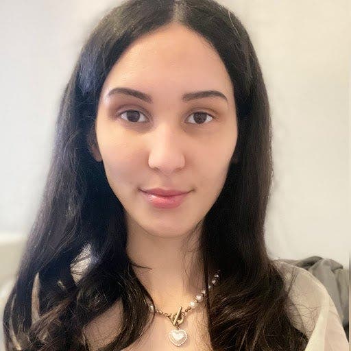 Student Female seeks a double room Main Photo