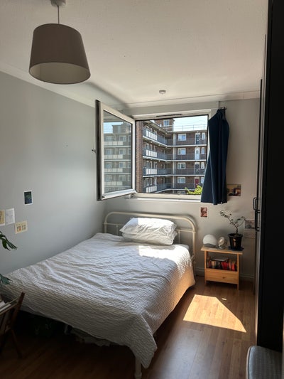 Furnished Double Room by Victoria Park Main Photo