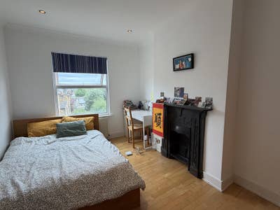 Double room for rent - Chiswick  Main Photo