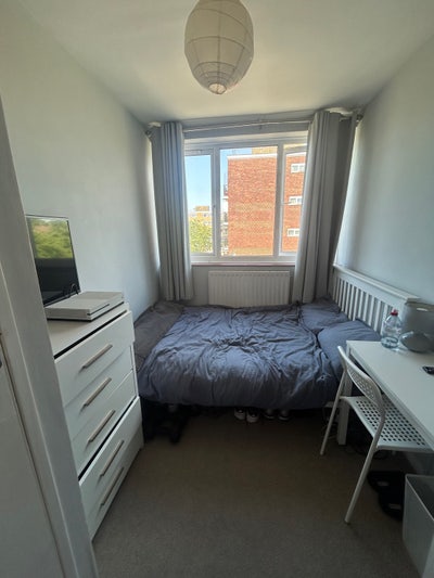 Double room in Putney house share. Main Photo