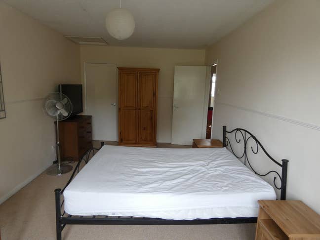 Large room in house north of Cambridge Main Photo