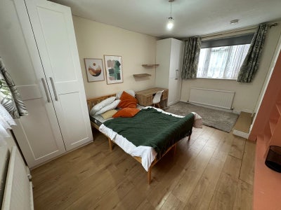 ✨ 🛏️ Double Room to Let in Wembley  Main Photo