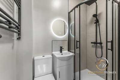 💎 Luxury Living on Mansfield Road Main Photo