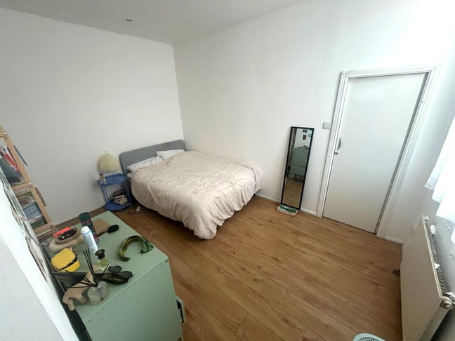 1 Bed Flat in Brockley 3 Mins to Station Main Photo