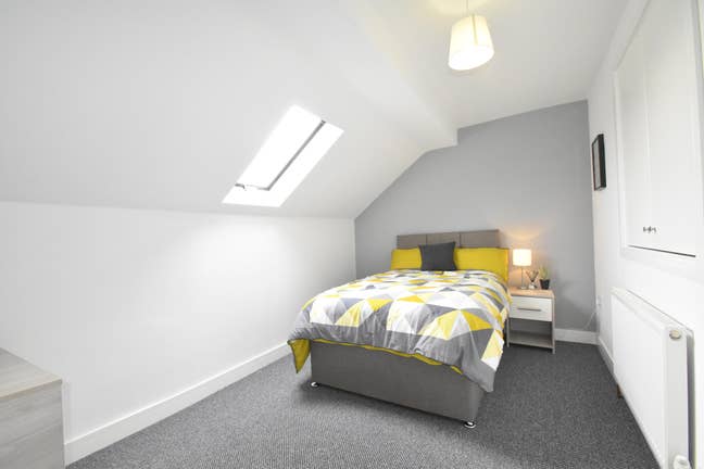 Double Room, All Bills Included, Featherstone Main Photo