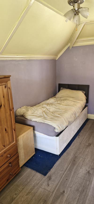 Lodger required single room Rickmansworth  Main Photo
