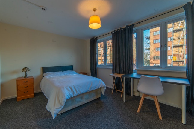 Crossharbour/Canary Wharf*Amazing House*Av Now! Main Photo