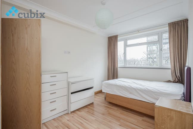 Large 3 Bedroom Maisonette in SE1 zone 1 Main Photo