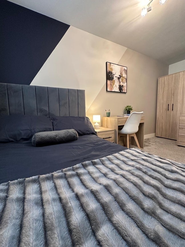 First Months Rent Is Half Price!!! Main Photo