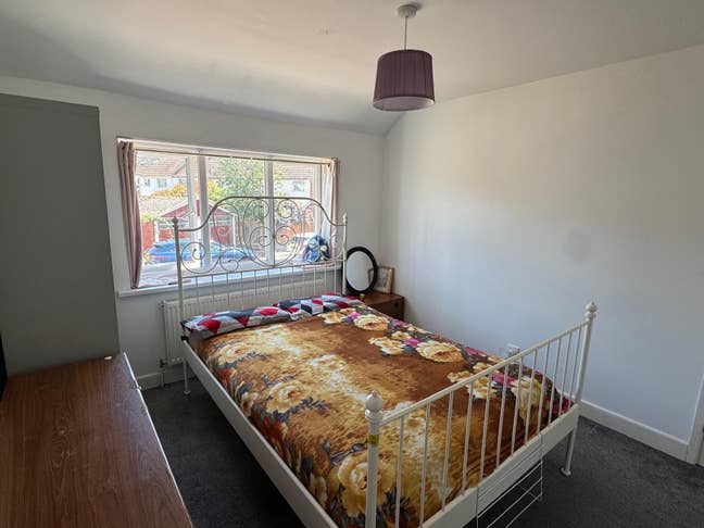 Double room and Box room available to rent Main Photo