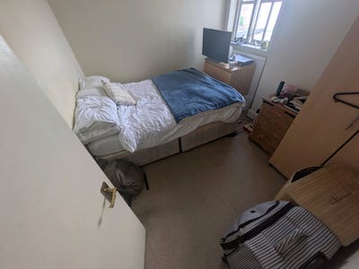 Double Room with Private Bathroom – West Hampstead Main Photo