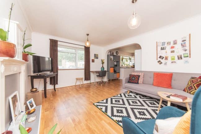 2 Bedroom Apartment - AL10 Main Photo