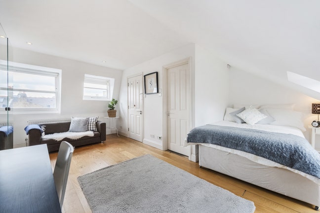 Huge En-suite Room in Shepherds Bush Main Photo