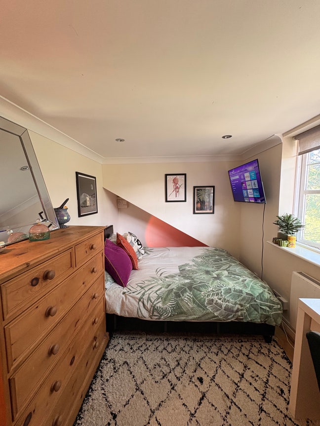 CHEAP Peckham room, 6month sub let, sociable house Main Photo