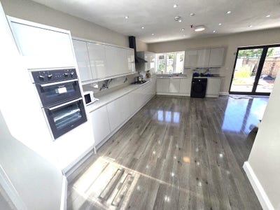 Brand new 9 Bed property in near Romford  Main Photo