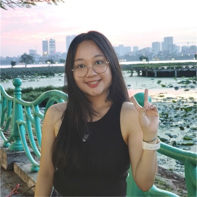 Professional Female seeks a double room Main Photo