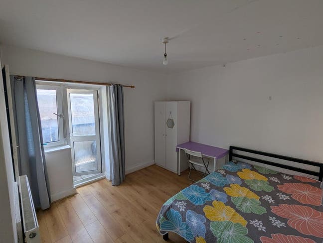 Dbl Room in Whitechapel with Balcony Main Photo
