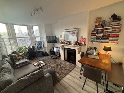 Room in Flat in West Hampstead / Kilburn Main Photo