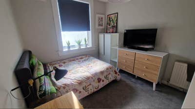 Room to Rent – Available from 15th August Main Photo