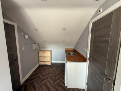 DSS- Studio Flat Available in Southall Ealing UB1 Main Photo