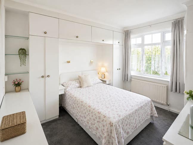 Furnished Double Rooms in a Clean and Quiet Home  Main Photo