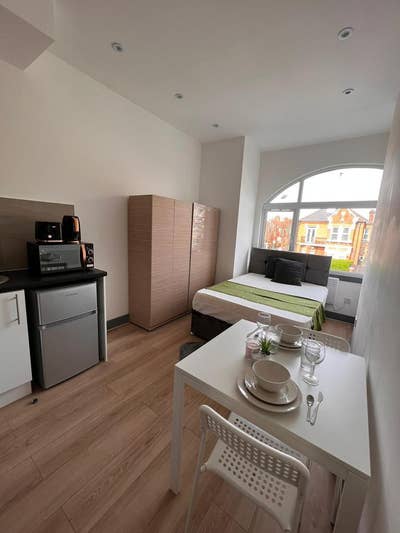 🏡🔥 Self-Contained Studio to Let in - Streatham Main Photo