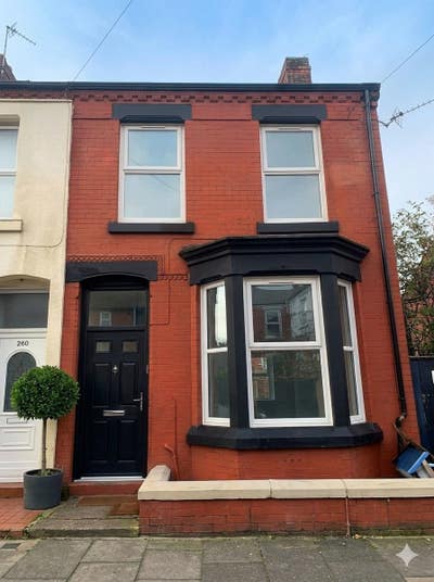 Spacious 4-Bed End-Terrace in Popular L6 Location  Main Photo