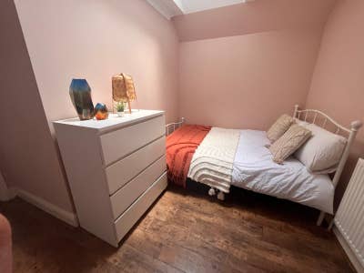 Double Bedroom Main Photo