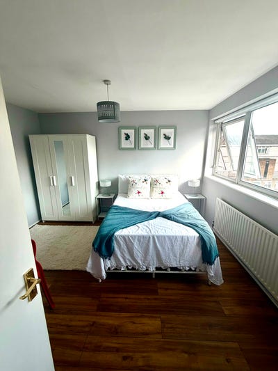 Master Double Room To Let – Galbraith street E14  Main Photo