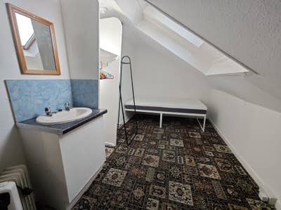 Long Term Room to Rent in Central Newquay Main Photo