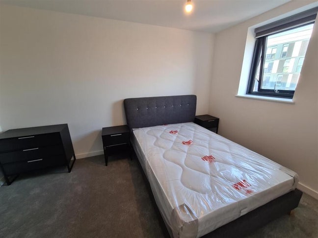 Double En-Suite Room - 1 st August  Main Photo