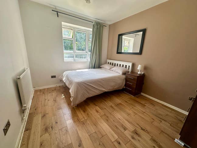 Spacious Double Room close to the River Main Photo
