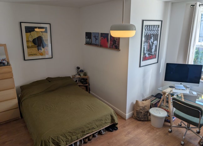 Double bedroom available in 3 bed terrace  Main Photo