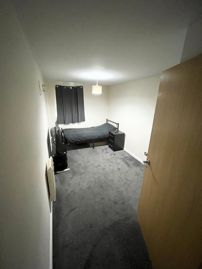 Double Bedroom + Private Bathroom  Main Photo