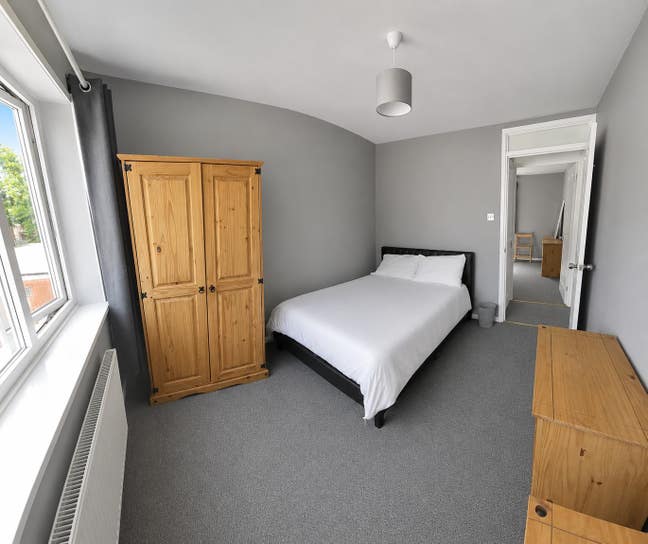 Peaceful Double Rooms – Bills Included | Non-HMO Main Photo