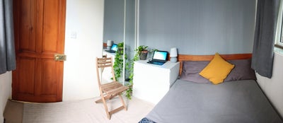 Very quiet garden room in back of house. Main Photo