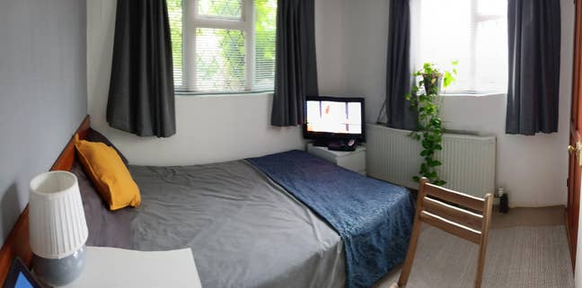 Very quiet garden room in back of house. Main Photo