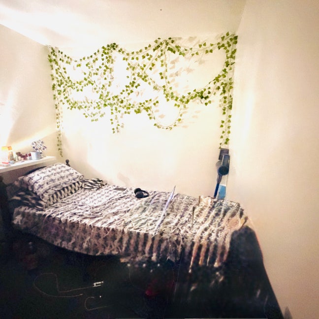 Luxury Single Room Main Photo