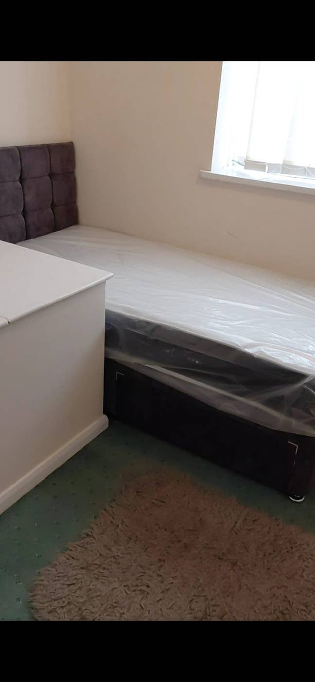 Single bed room  Main Photo