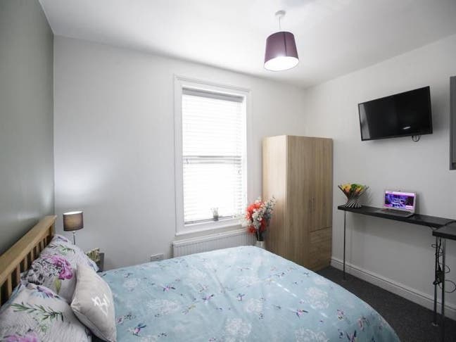 🌼Bloom in Your Own Ensuite Space – &pound;50 OFF ! Main Photo