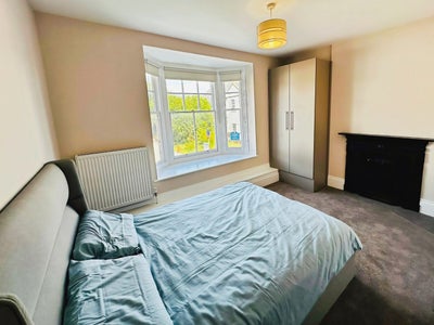 Fully Furnished Rooms to Rent in Burnham Bills Inc Main Photo