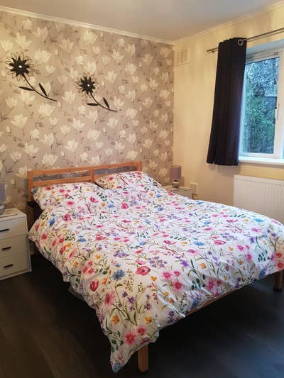 Bright clean double room  Main Photo