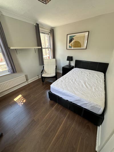 Modern House – a Home for Long Term Tenants Main Photo