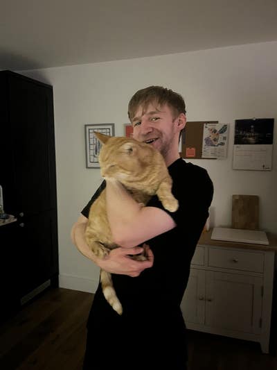 New teaching assistant relocating to Oxfordshire! Main Photo